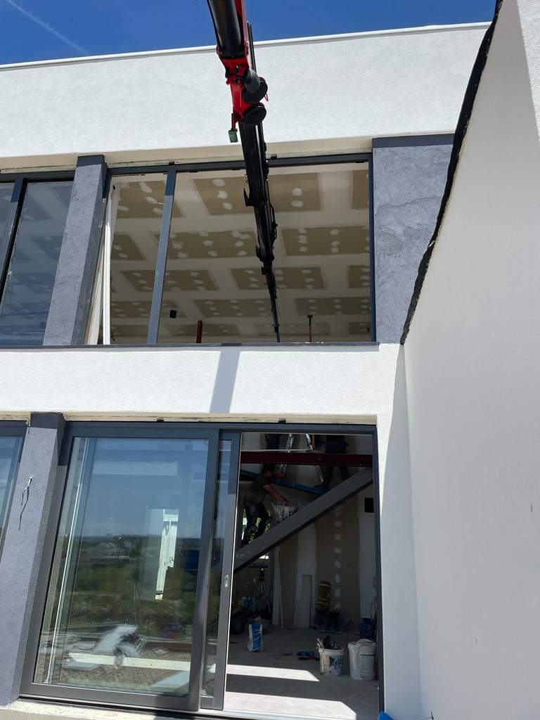 Instalación de ventanas en una passivhaus en Aranjuez, Madrid