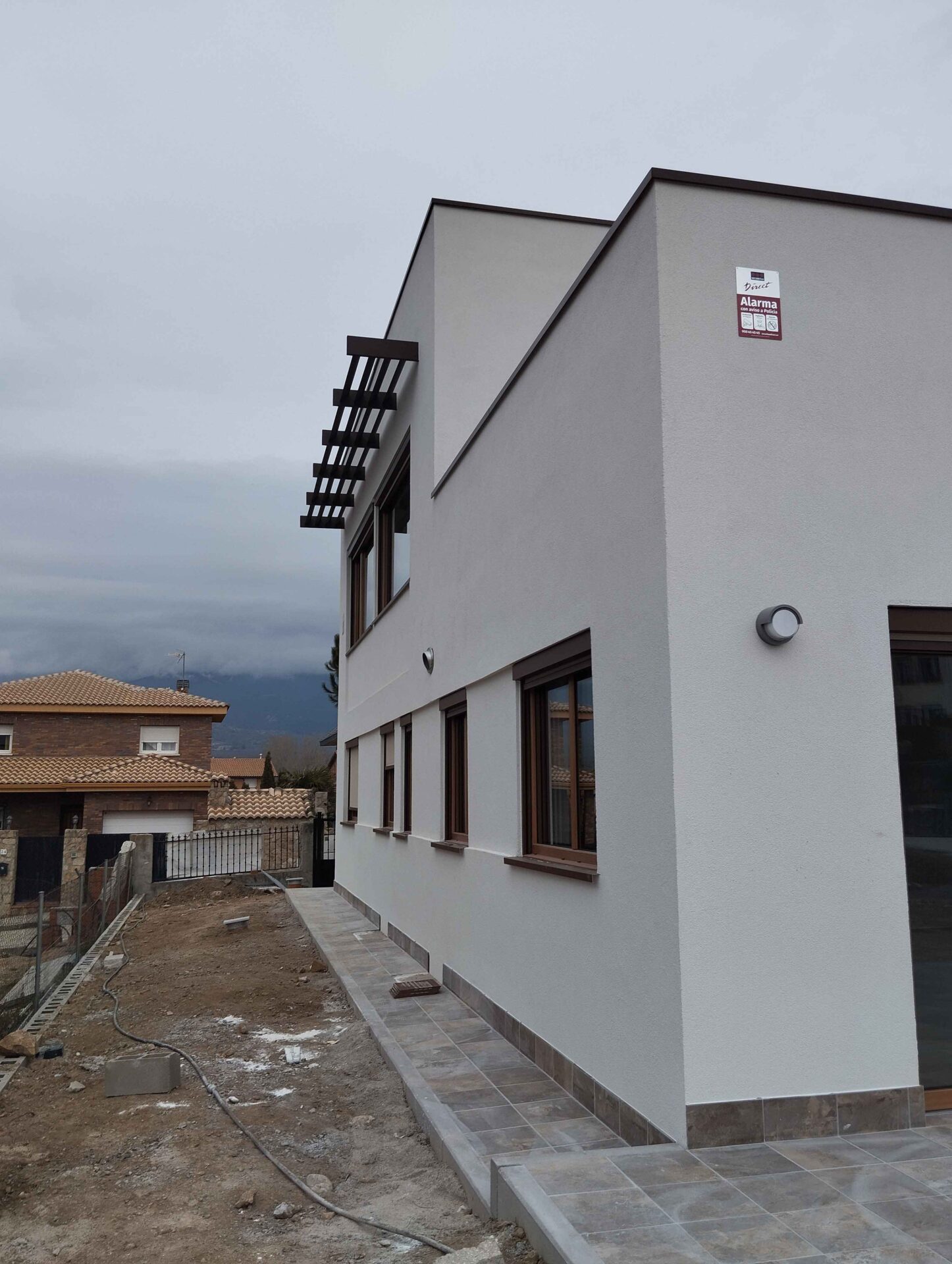 Lateral sur vivienda