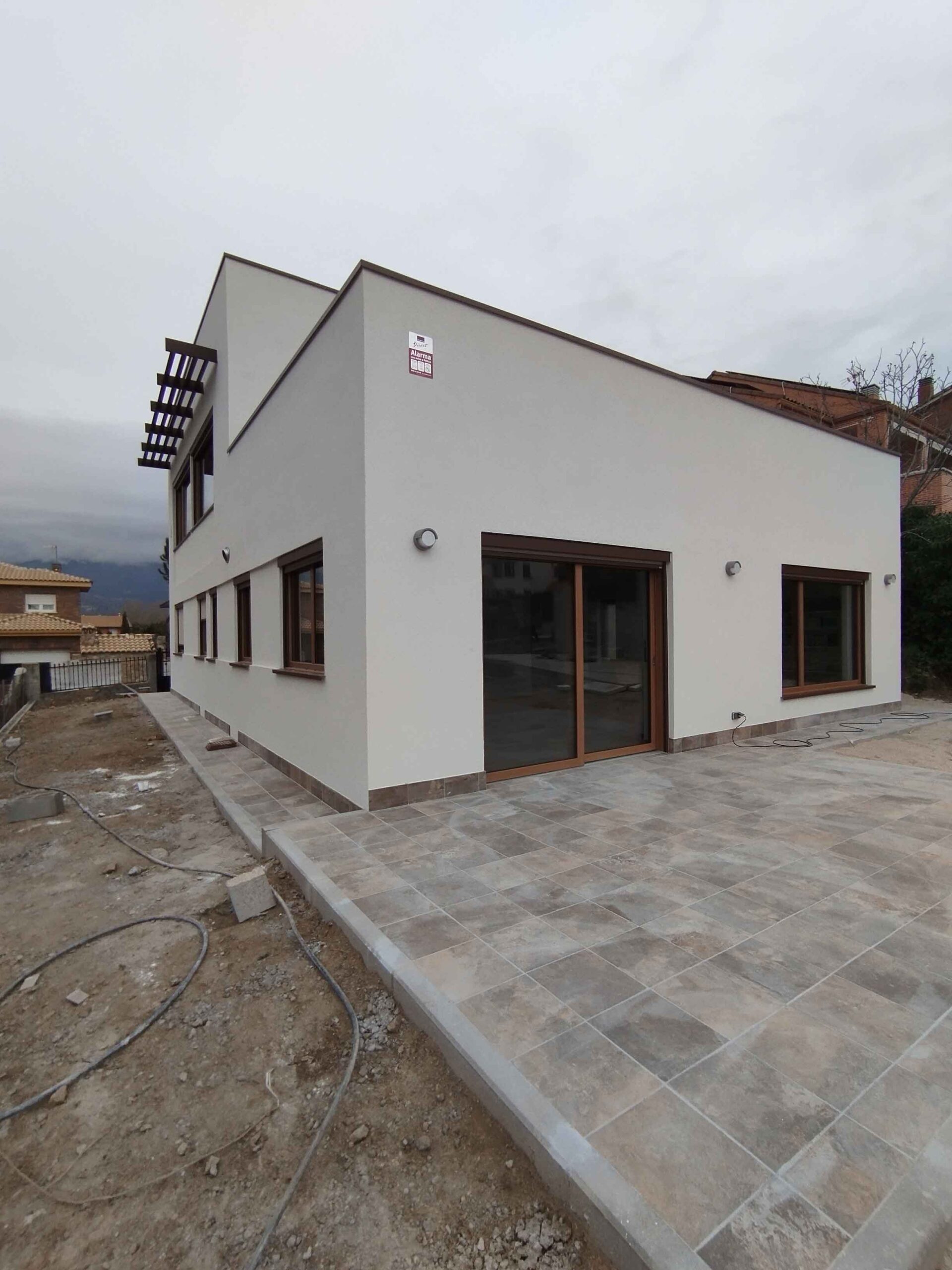 Fachada este vivienda